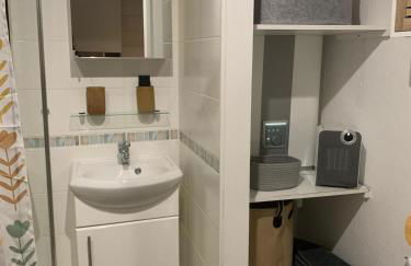 Cottage cosy avec jardin, piscine et parking - Photo 19