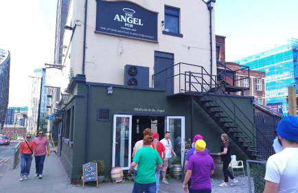 Bee City Cosy Stay - Near Train Stations and Shopping Centre with Paid Private Parking, 500Mbps Internet and Netflix - Foto 37