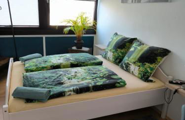 Im Herzen von Wiesdorf- Blick auf das BAYER-KREUZ -Appartement mit 2 Schlafzimmern & 3 Betten-für 4 Personen -Zentral gelegen - Friedrich Ebert Platz 5a , 4te Etage -kein Aufzug -Lift- Dachterrasse und Sauna - Kaution Pflicht - - Foto 32