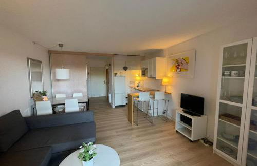 Preciosa casa con jardín y piscina - Foto 15