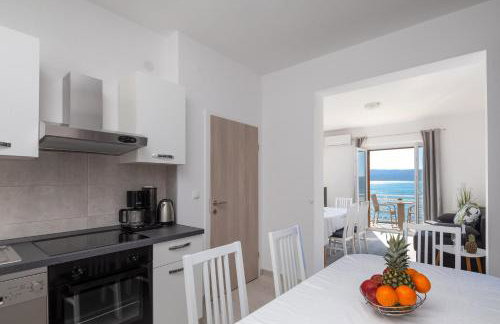 Apartments 20 meters from the beach - Photo 2