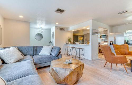 Pelican Beach Retreat! Family Home on Space Coast - Foto 1