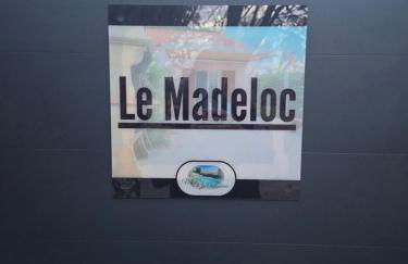 Logement au Mas de la Couloumine Gîte Le Madeloc - Foto 3