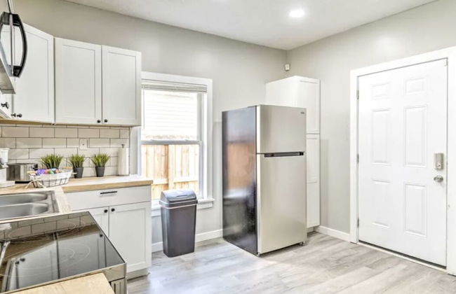 Urban Chic Townhome Near Downtown - Foto 19