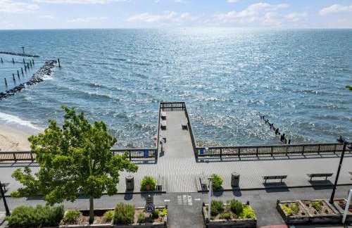Bayfront Boardwalk Condo w Sunrise Views - Foto 42