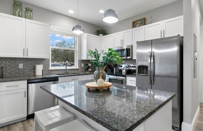 Canopy Cove Stunning 2BR Apt Heart of Downtown - Foto 9