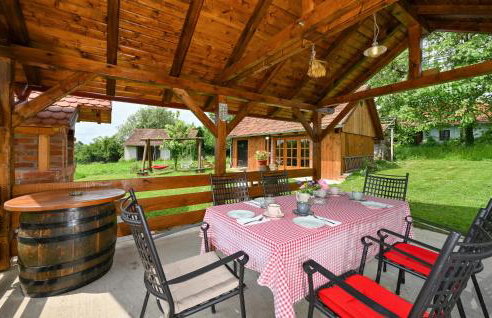 2 Bedroom Cozy Home In Konjscina - Photo 14