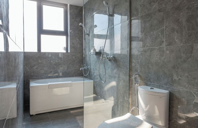 Luxe Paradise Hotel Nguyen Khac Hieu - Photo 79