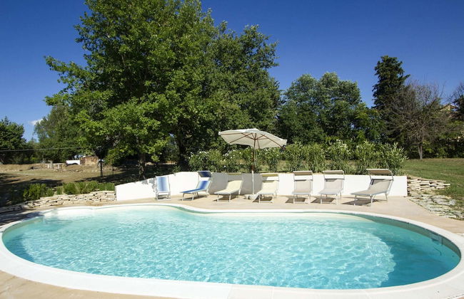 Holiday Home in Cossignano With Pool - Foto 1