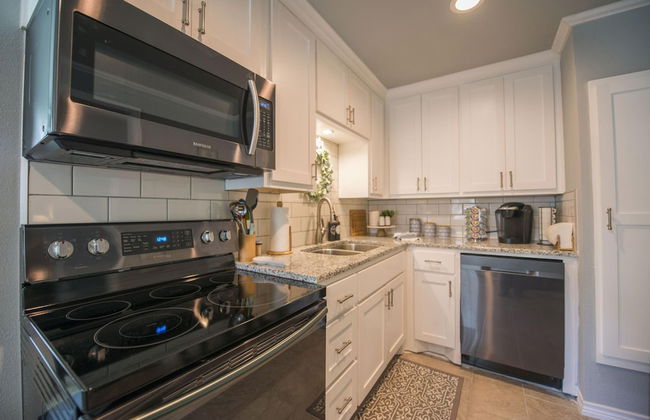 Walk to the Silos 3 Bed 1960 s Bungalow Near Baylor - Foto 25