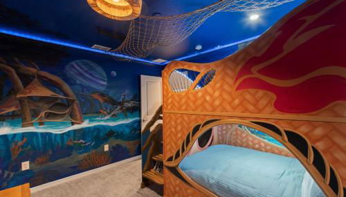 10 BR Home, Themed Rooms, Private Pool, in New Windsor Cay Resort - Foto 2