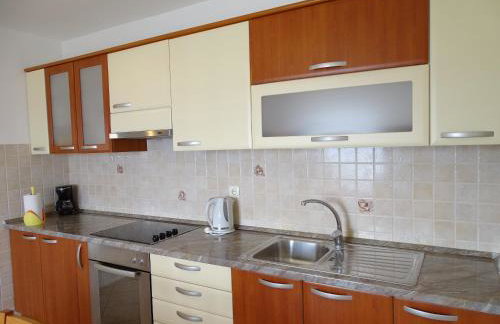 6 pax Apertment ON THE BEACH with Terrace, Sea view, Garden, Parking ensured, first floor - Photo 9