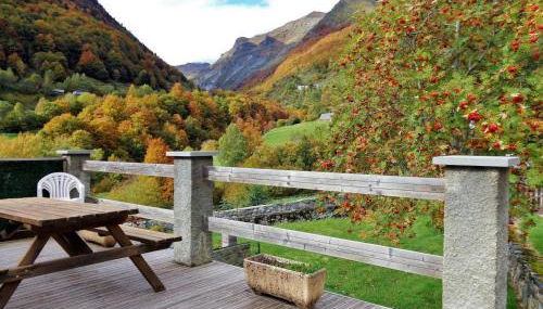 Marmotte Gîte 2à4 personnes avec cheminée à 10mn des pistes - Foto 1, Garden