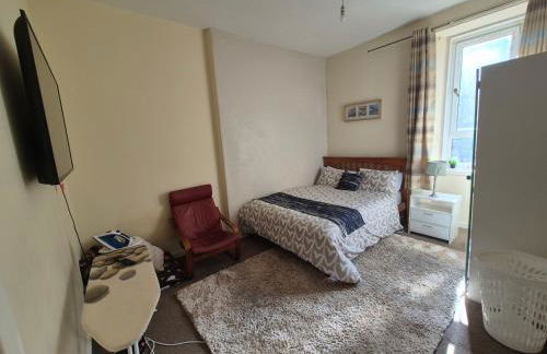 Cosy and Bright 3-bedroom flat - Foto 2