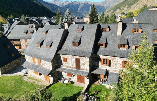 Chalet adosado en Garós a 7 mins de Baqueira - Foto 2