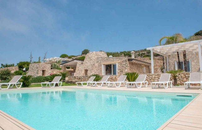 Luxury Scialandre Exclusive Pool Villa - Photo 26