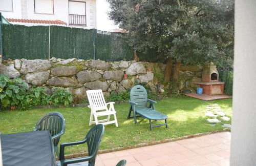 Chalet en urbanización con piscina - Foto 12