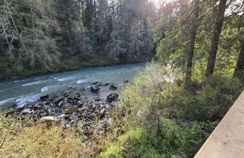 Luna's A-Frame - River & Spa - Foto 38