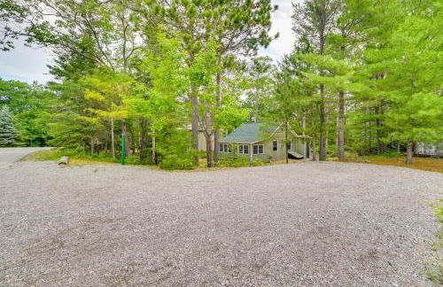 Enchanted Lake Huron Cottage with Beach Access! - Foto 24