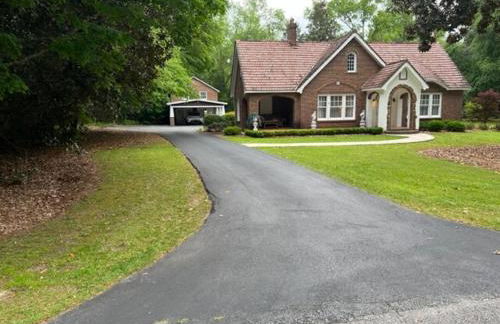 The Carriage House - Photo 29