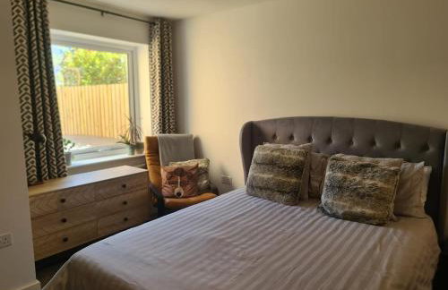 The Snuggery-Hot Tub-Free Parking-Accessible - Foto 28