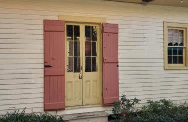 Macarty House, A Bohemian Resort with pool and cabana bar - Foto 22