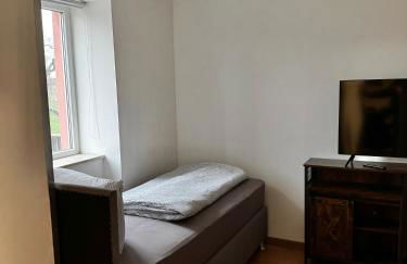 Premium Apartment für Teams & Monteure 2 Schlafzimmer, Parkplatz & WLAN - Foto 11