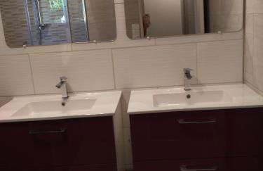 Maisonnette calme avec jardinet - Photo 14