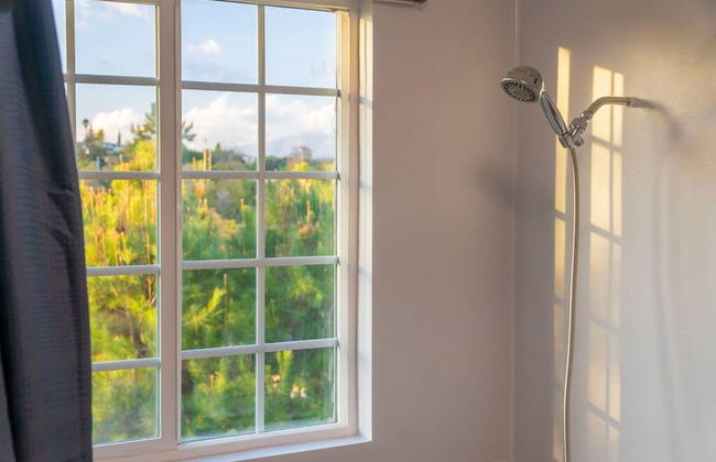 Stunning LA Luxury Retreat Ideal for Work or Play - Foto 21