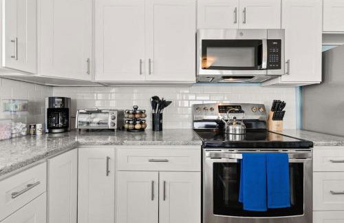 The 1A Escape Deck w Ocean Views Walk to Beach - Foto 17