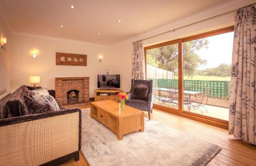 Riverbank Cottage - idyllic riverside country cottage on South Downs - Foto 5