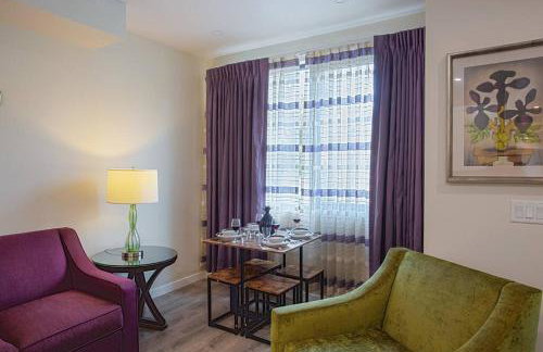 Luxurious One Bedroom Suite with Balboa Park View - Foto 8