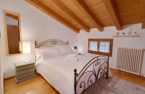 Katja's Flower Valley 90m2 apt con Wi-Fi gratuito, 2 terrazzi, parcheggio privato incluso, a due passi dal centro storico - Foto 14