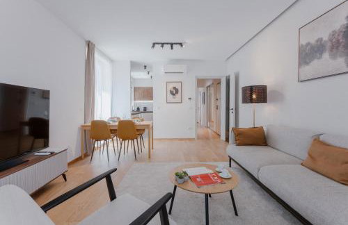 Modern 2BDR Apartment - Business Zone - Free Garage Parking - Photo 21