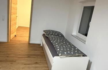 Großzügige moderne 3 Zimmer Wohnung im Grünen - Foto 9