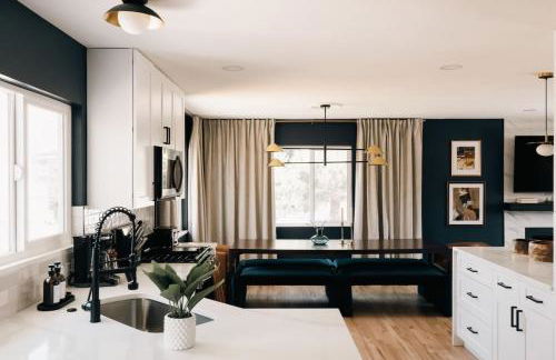 House of Noir Elan Stunning 6BR Designer Retreat - Photo 17