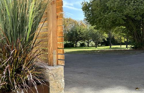 FIDSCHI'S Apartment + Hotel - Photo 5