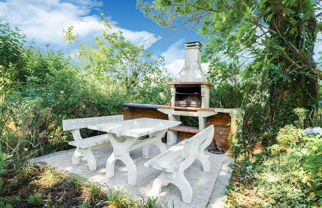 Cottage With Shared Pool - Foto 33