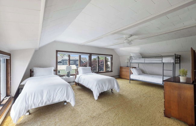 Maine Escape Beachy 2 Bdr! - Photo 5