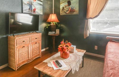 Less Than 3 Mi to Golf and Swim Cozy Oasis in Lake Worth! - Foto 16