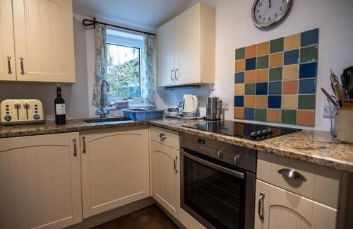 Garden Cottage - Photo 5