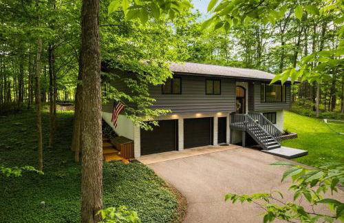 Private & Convenient-Hot tub-Fire Pit-Game room! - Foto 2