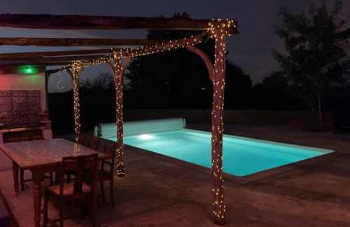 Rustic cottage with stunning swimming pool - Foto 27