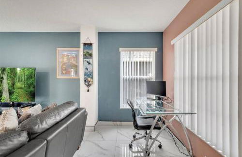 South Facing Pool, Close to Attractions, Remodeled - Foto 3