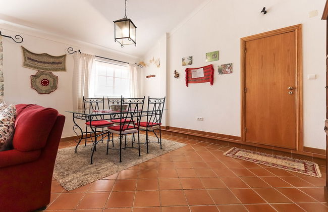 Guincho Typical House II by Homing - Photo 20