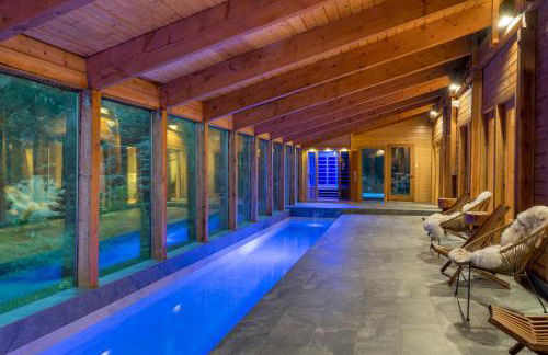 Bear Lodge with private Pool, Hottub, and Sauna! - Photo 1