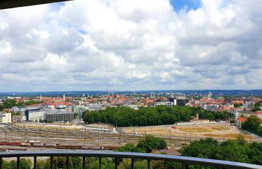 SUITE-XXI City View Hotelturm Augsburg - Foto 35