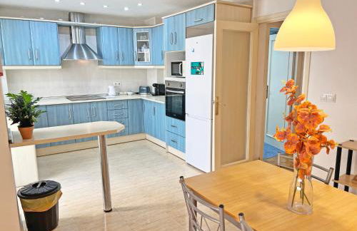 Encantador Muy Céntrico Terraza y AC - Foto 4