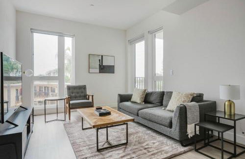 Blueground Pasadena gym elev near bars LAX-1231 - Photo 1