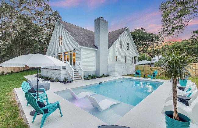 Southern Oasis by Avantstay 0.5mi Walk to the Beach, Pool, Patio, Large Yard - Photo 59